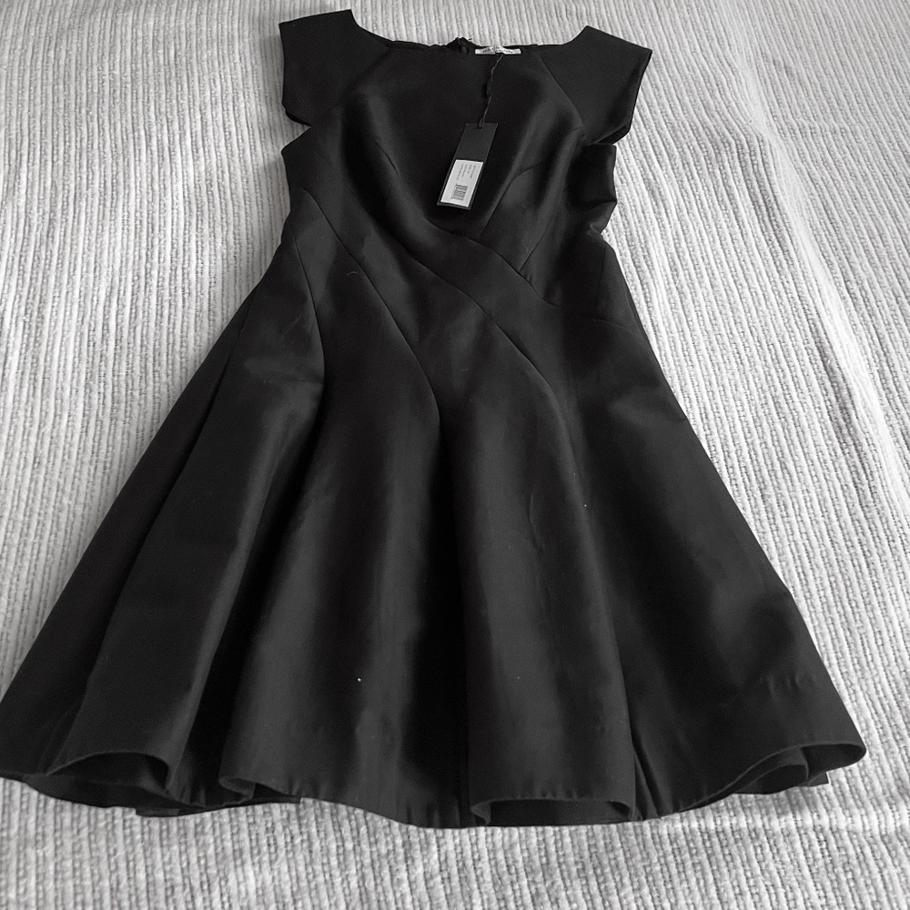 HALSTON HERITAGE LITTLE BLACK DRESS SIZE 10